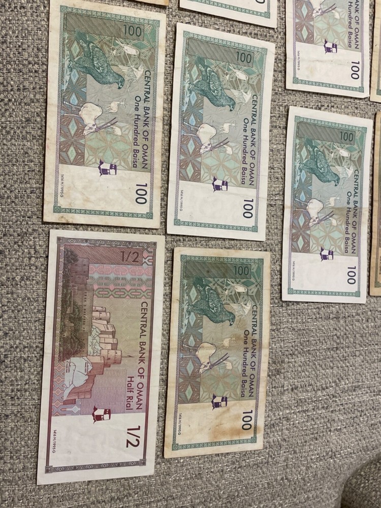 OMAN CIRCULATED BANKNOTES 100 1995