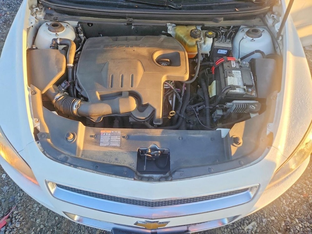 MALIBU 2012 Glove Box 4982560