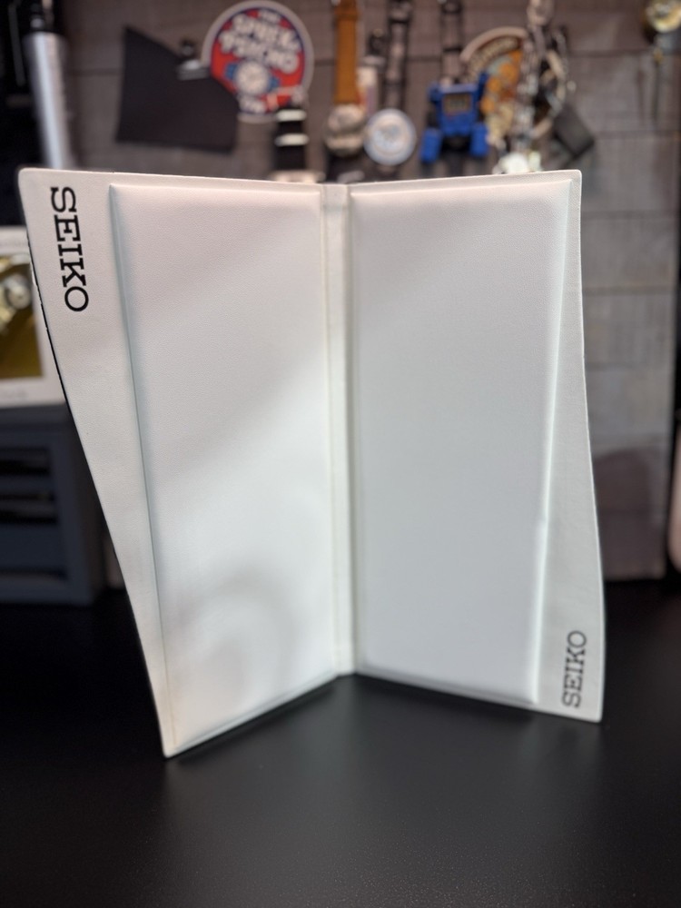 Seiko White Leather Watch Presentation pads