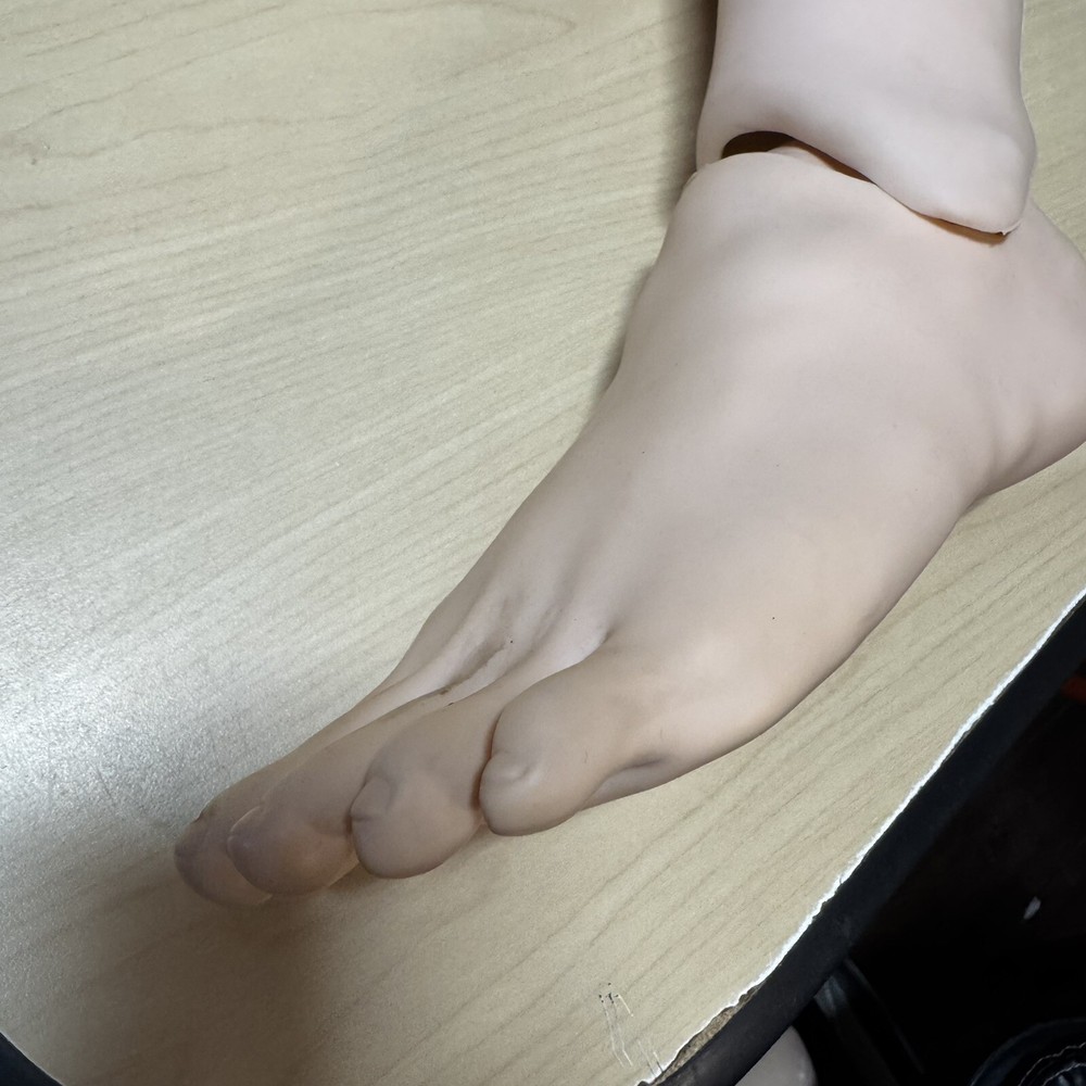 Laerdol SimMan 3G Training Simulator Manikin left Leg ONLY