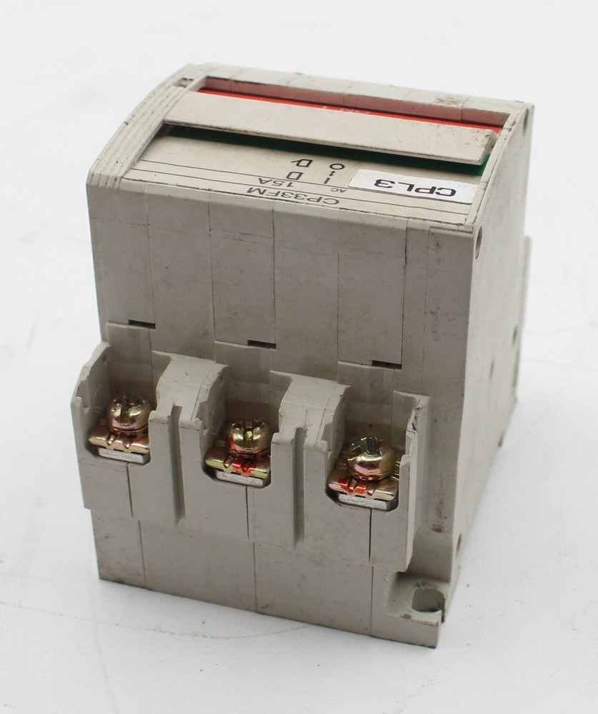 Fuji Electric CP33FM/15 Circuit Protector