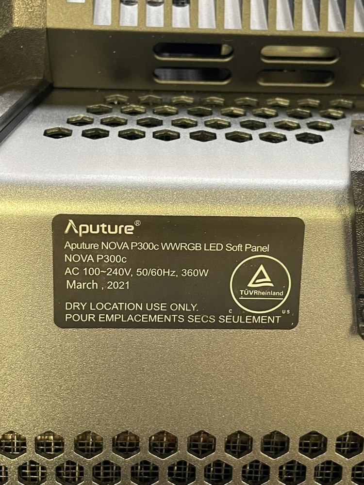 APUTURE NOVA P300C (EZ2006409)