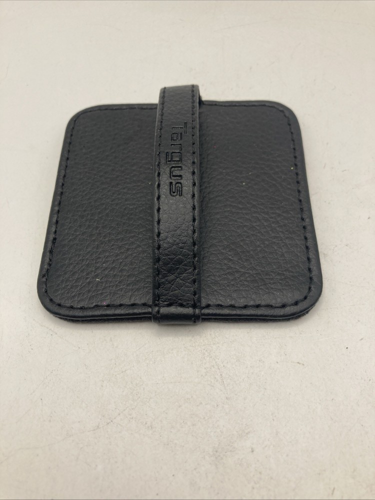 Targus CleanVu Cleaning Pad For Computer Monitors, IPad And Touchscreen Tablets