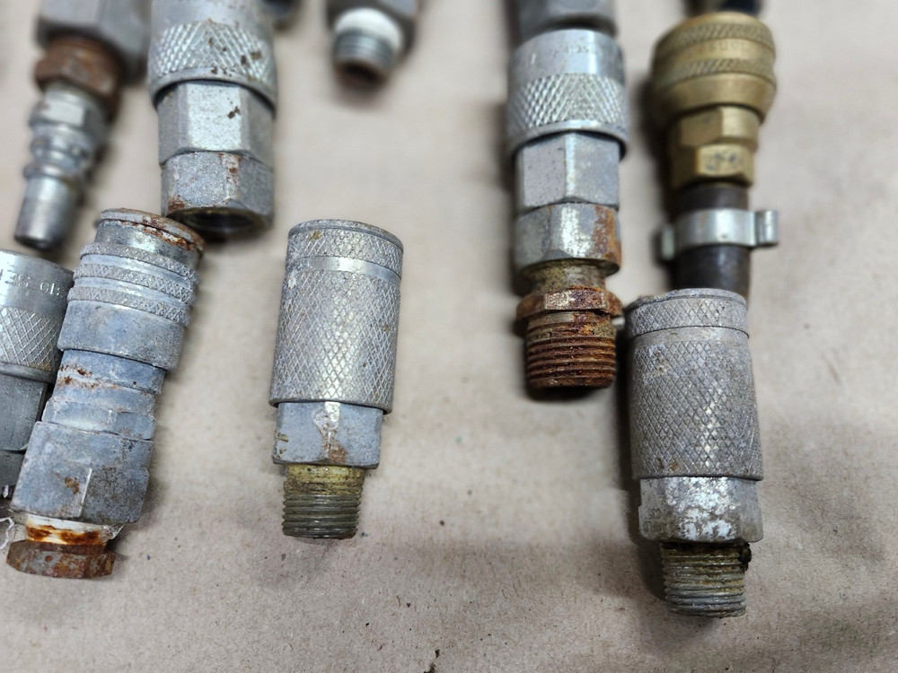 AIR TOOL FITTING ASSORTMENT