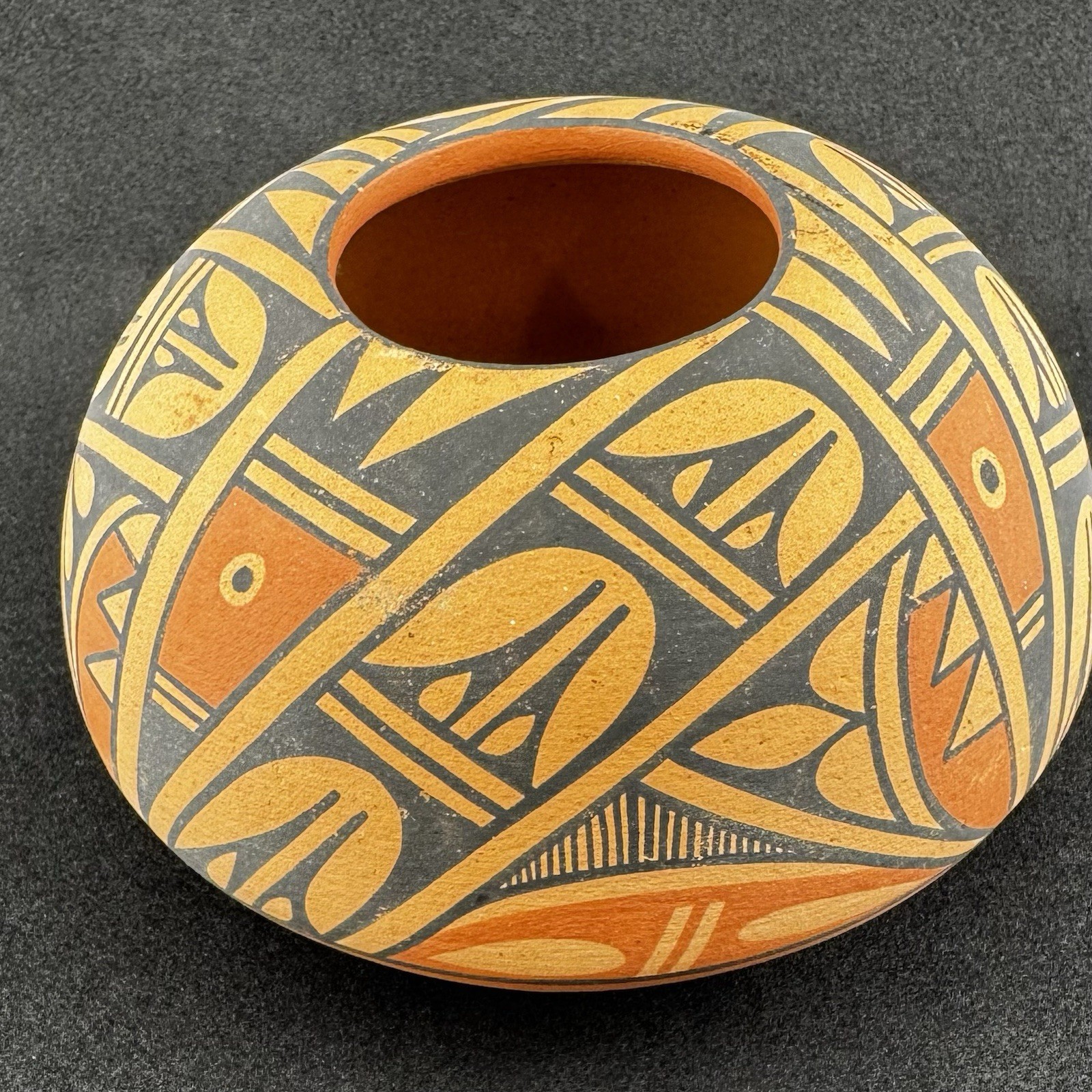 Native American Jemez Pueblo Pottery Olla Signed Jemez Polychrome Jar