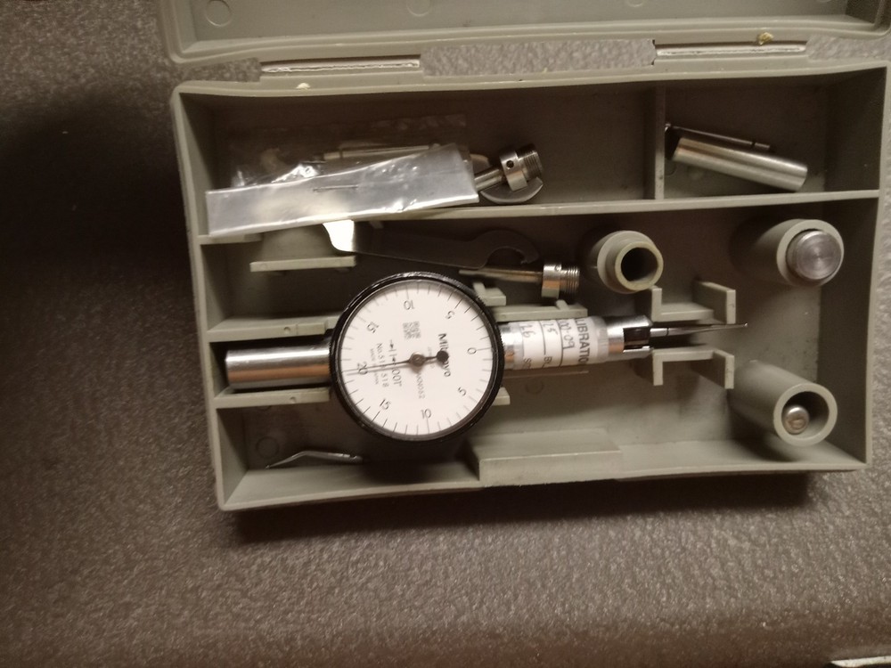 Mitutoyo Dial Indicator 513-518T