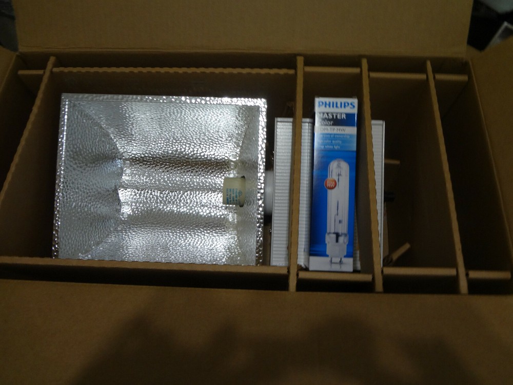 Hydrofarm ARCC43252 Wieland Plug, Silver