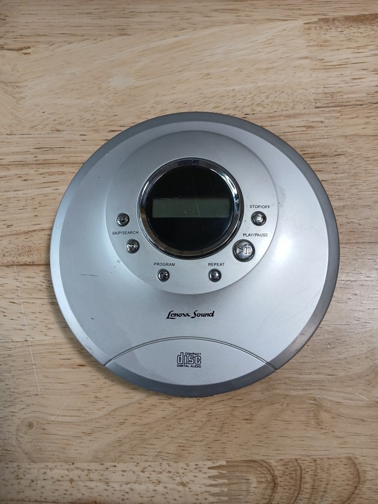 Lenoxx Sound Model CD-57 Programmable Compact Disc Player 2005 Works *Pre-Owned*