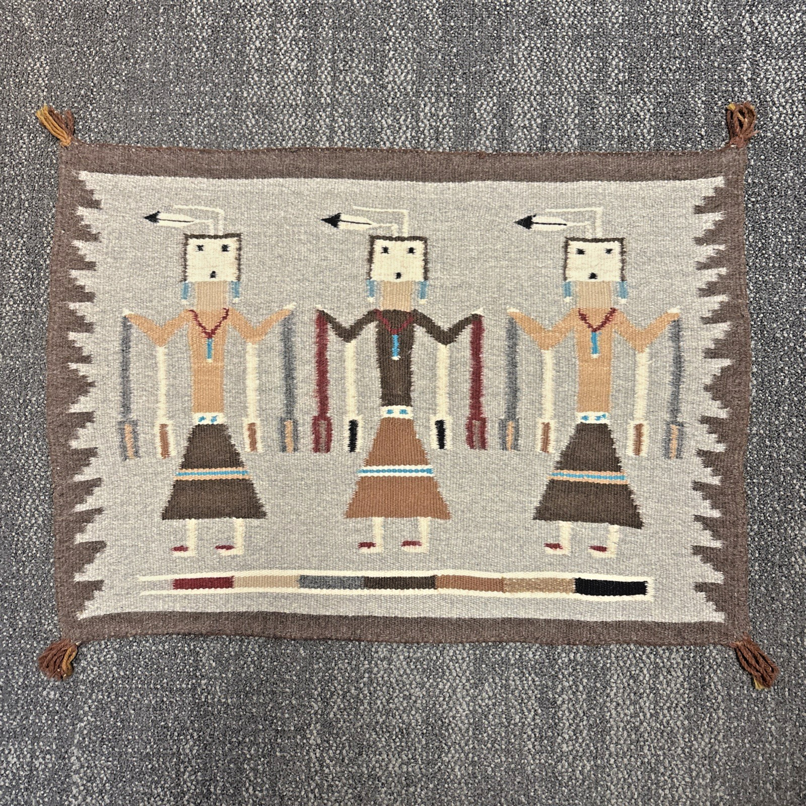 Beautiful Vintage Navajo Rug Native American Indian Home Spun Wool