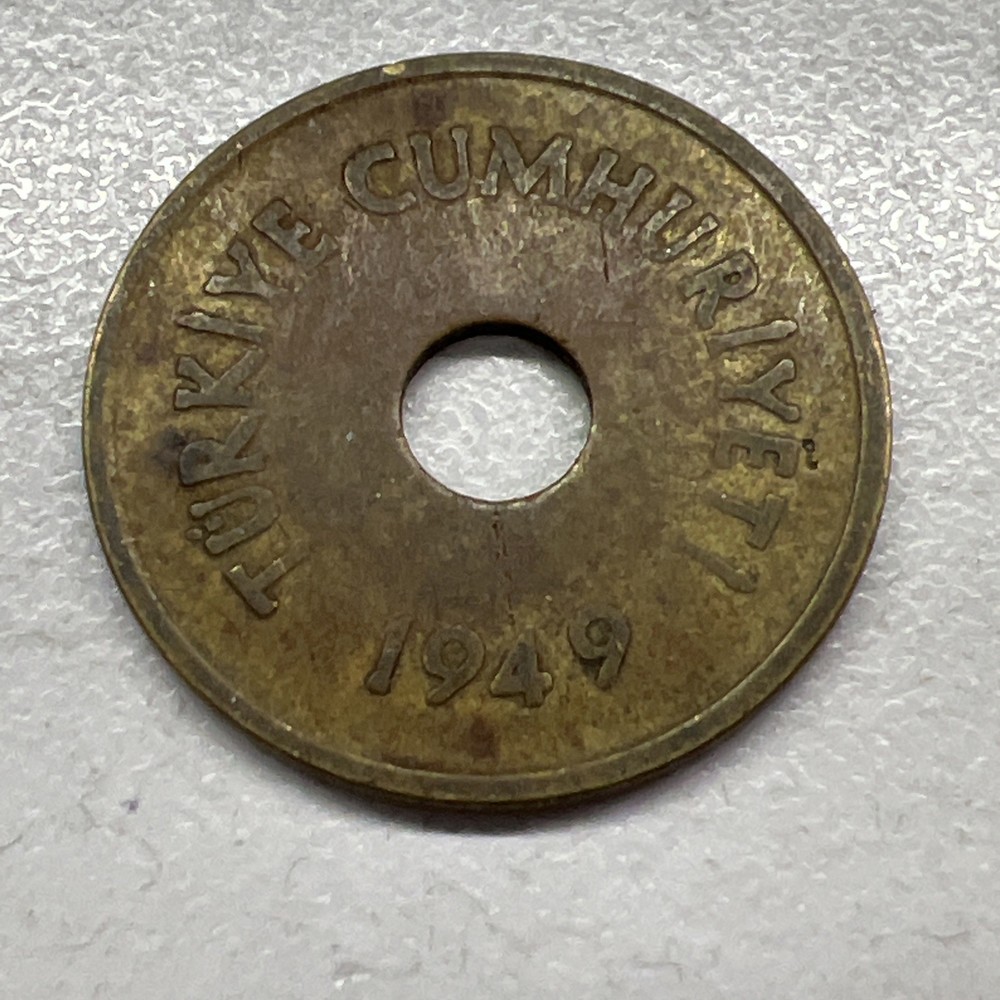1949 TURKEY 2 1/2 KURUS Good Condition CIRCULATED COIN