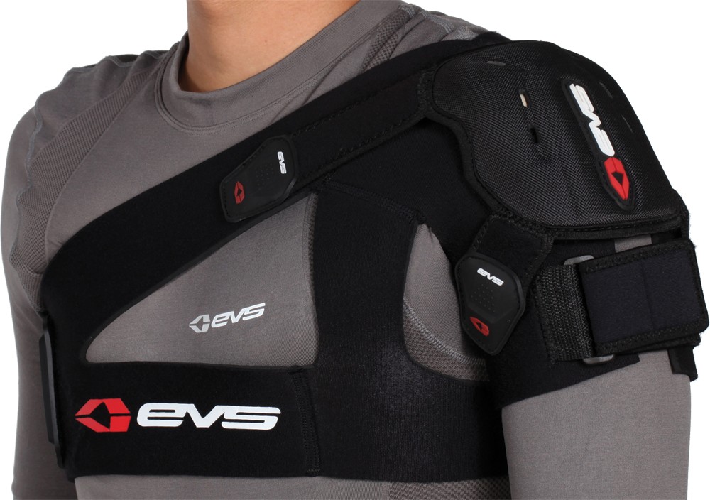 EVS SB04 Shoulder Brace Small * Maximum Fits Impact Support And Stabilization