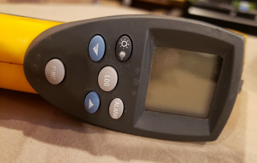 Fluke 68 IR Infrared Thermometer With Case