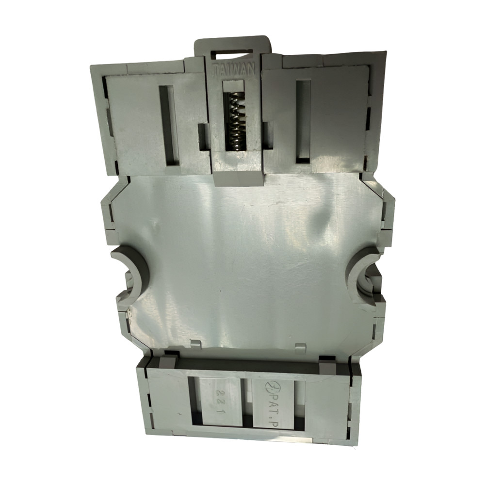 Idec SH4B-05 Relay Socket Base, 10A, 300V, 90314