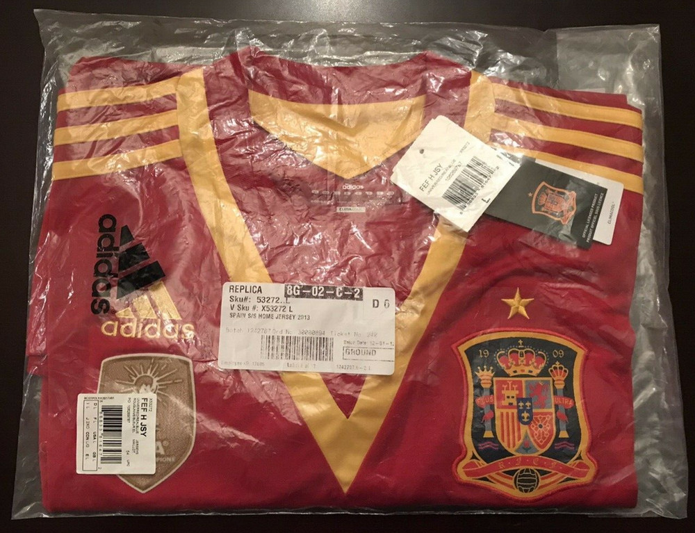 Spain Adidas 2013 Confederations Cup Jersey 100% Authentic Size Large Red