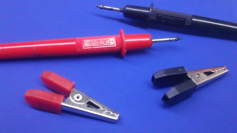 QUICk connect / disconnect DIGITAL VOlt METER test lead clips - SCHOOL Supply