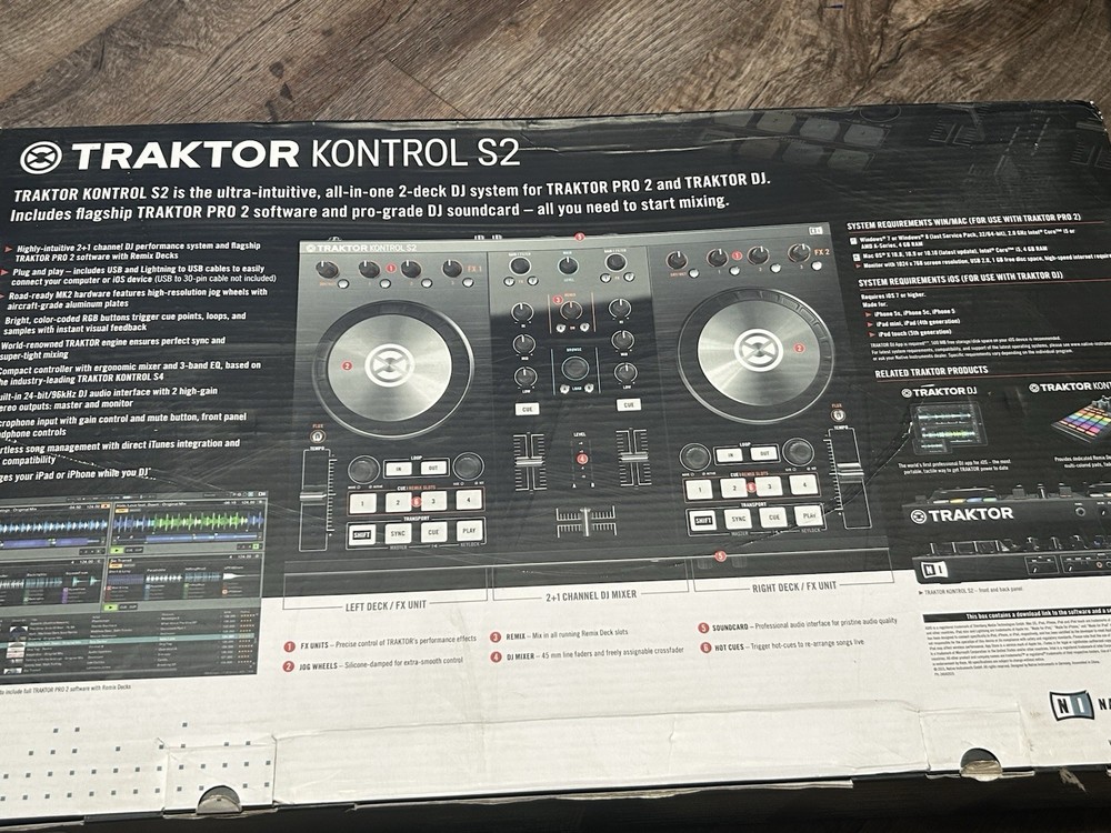 Native Instruments TRAKTOR KONTROL S2 MK1 2-Channel 2-Deck DJ Controller Music
