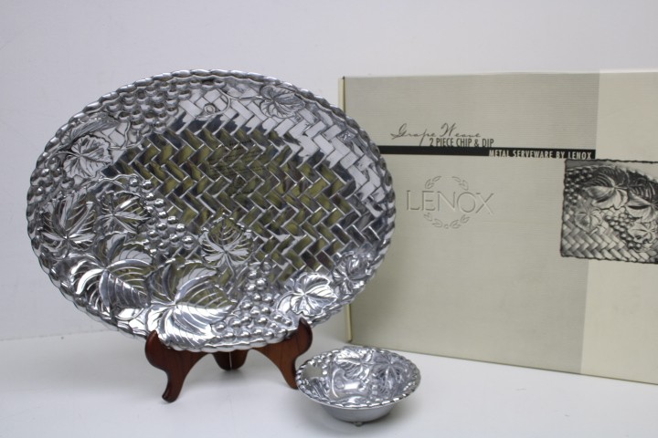 Lenox Grape Weave 2-Pc Chip & Dip Metal Serveware Original Box