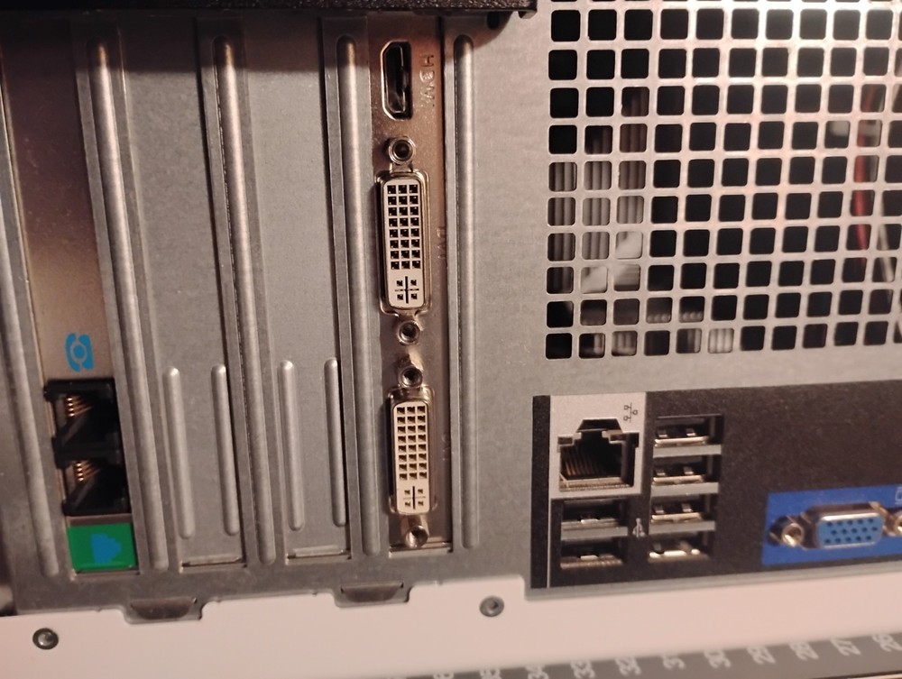 Dell Dimension e520 Vintage Desktop Windows XP