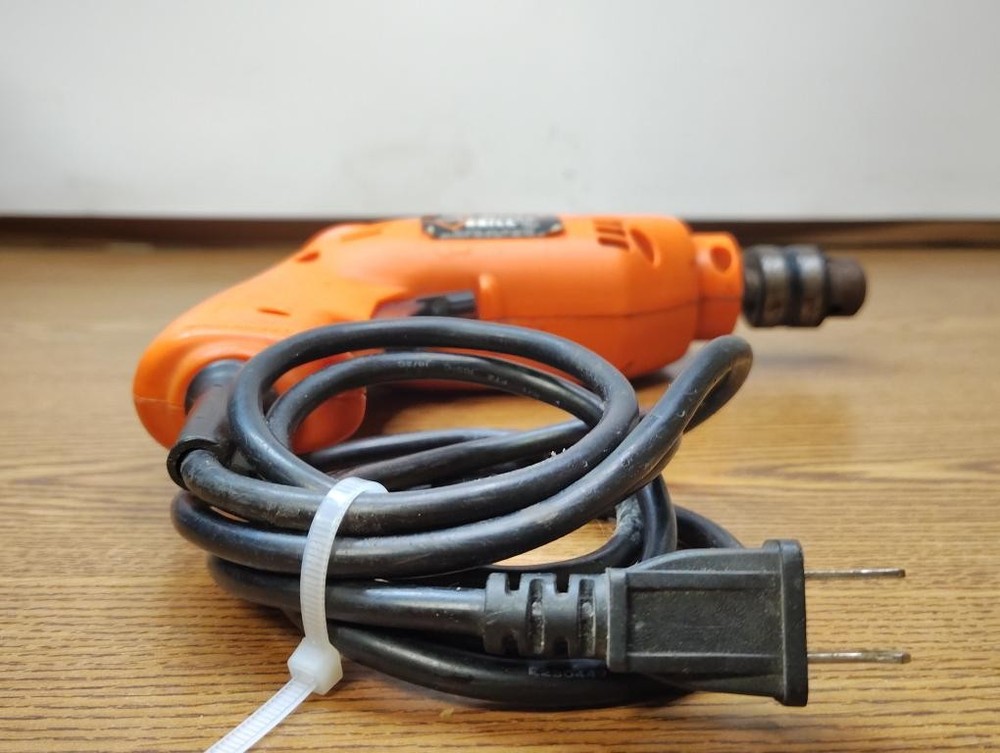 Shop Source Reversible Drill 3/8" (MI1066196)