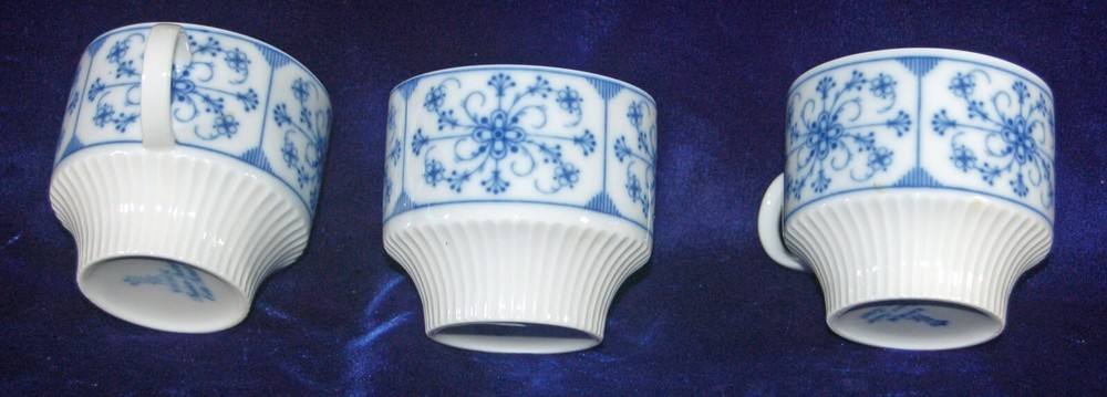 KAISER INDIGE - THREE FLAT CUPS - RIBBED SIDE BOTTOM