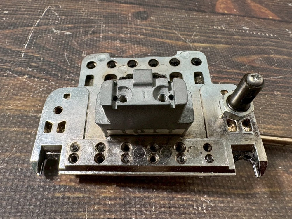 Ibanez Edge-ZERO Tremolo Bridge Chrome with ZPS3 Zero Point System