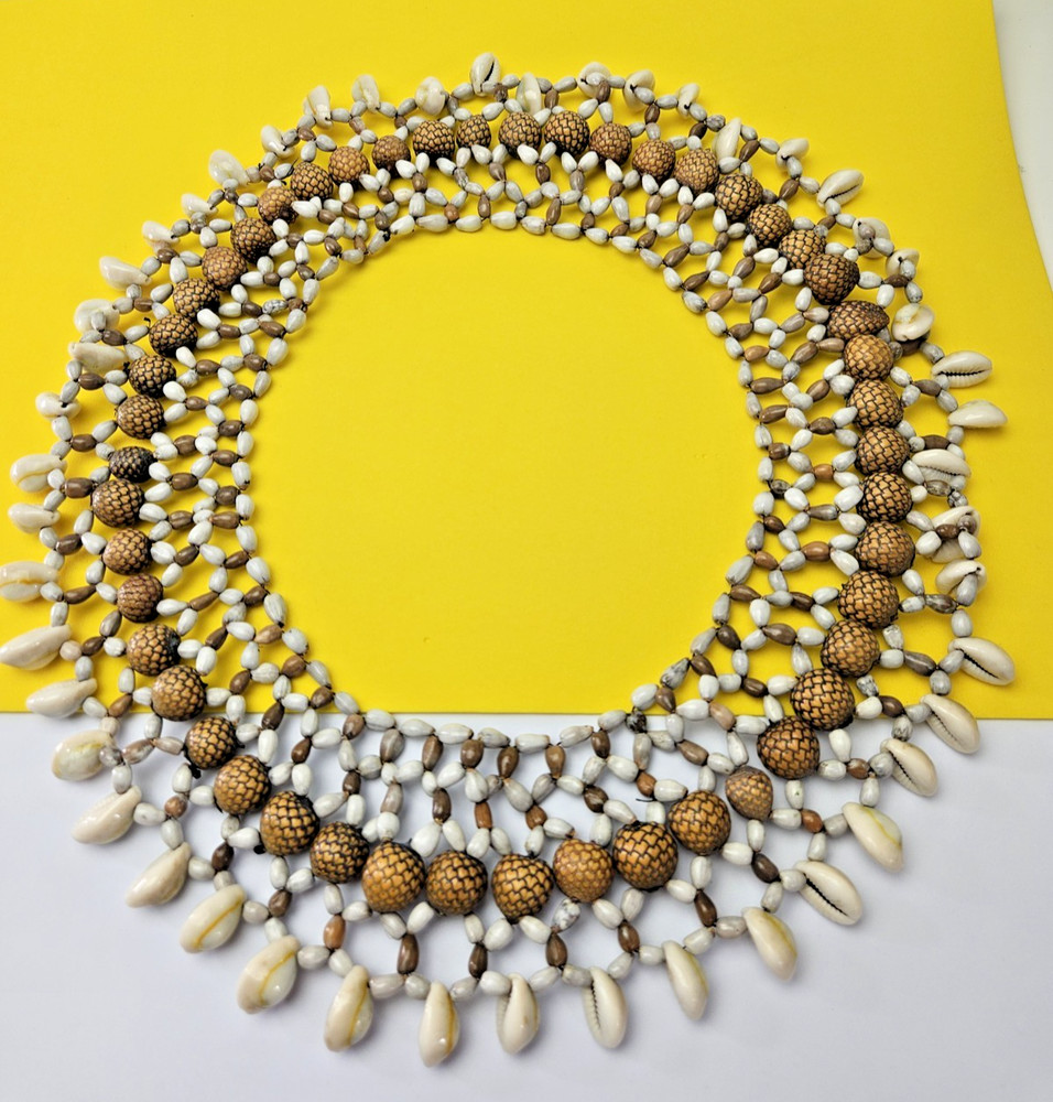 Vintage African Infinity Beaded/Shell Chocker Necklace Beautiful!