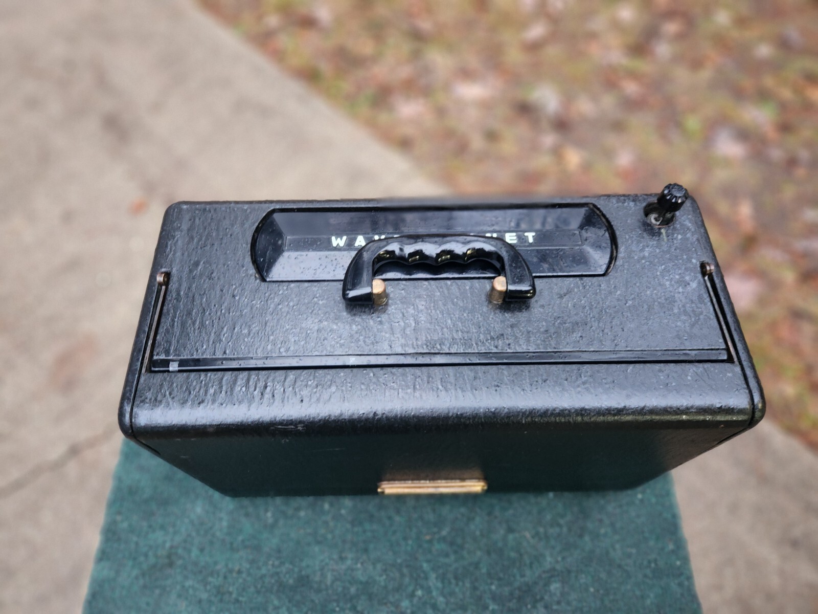 Mid-Century ZEINTH TRANSOCEANIC Multi-Band Radio ~ Model B600 ~ 1959/1962