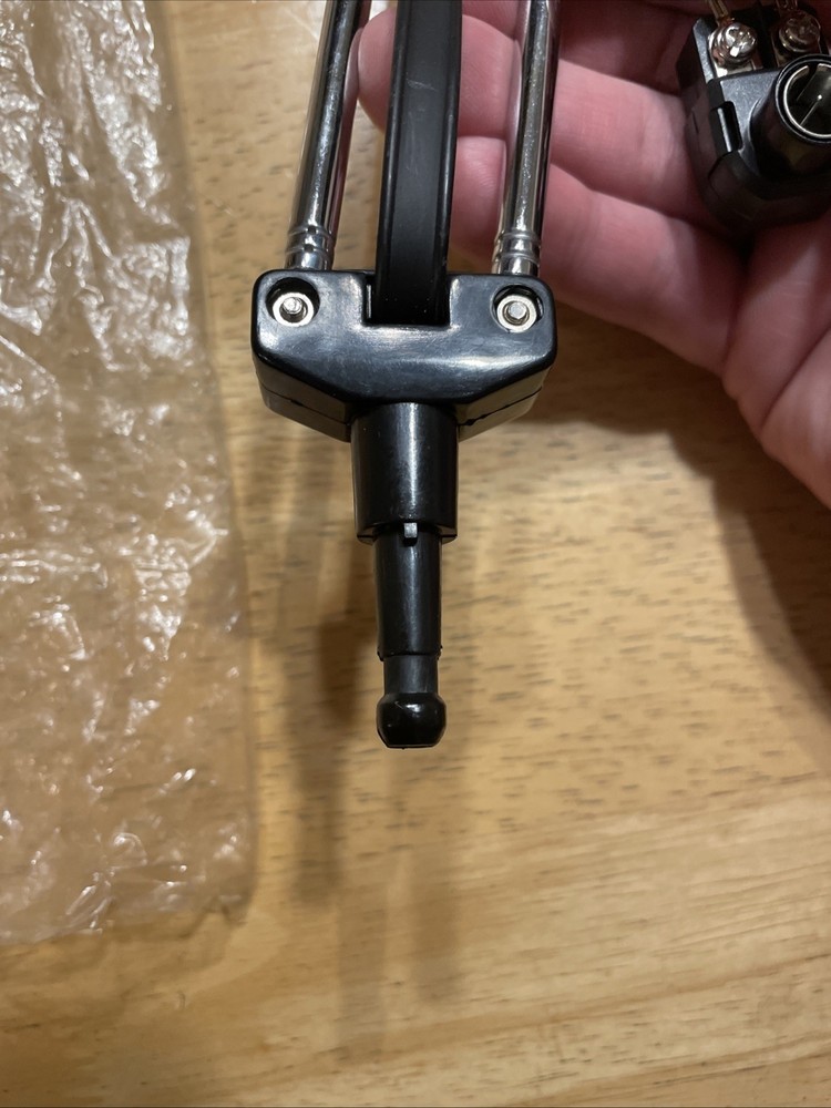 rabbit ears tv antenna telescoping Nice!