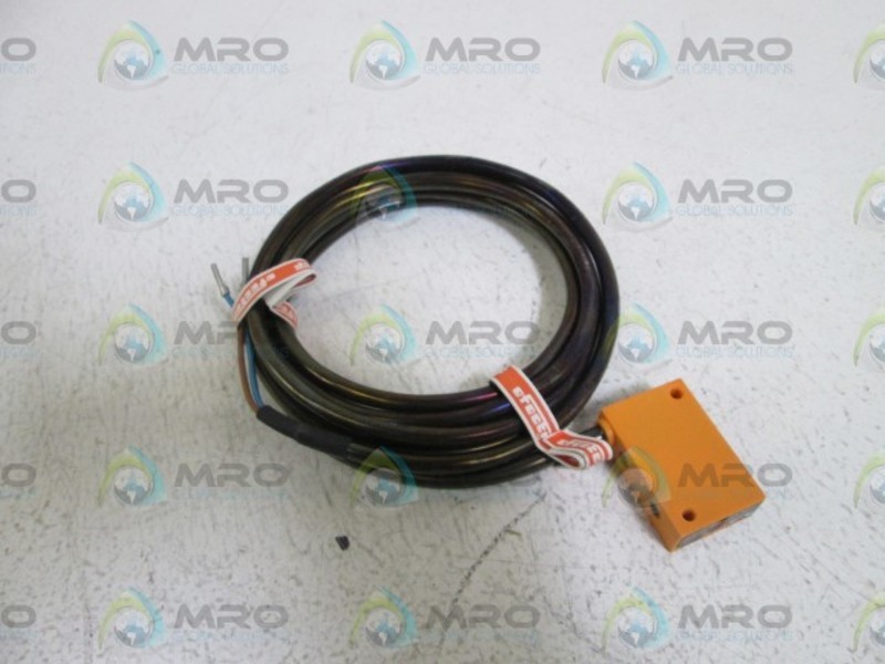 IFM EFECTOR 8043ALO2FL2AAXX INDUCTIVE PROXIMITY SENSOR NSMP