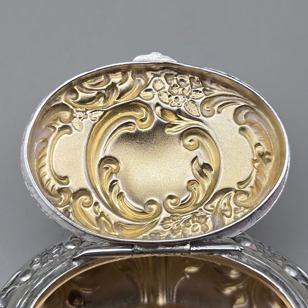 Antique Solid Silver Snuff/Pill Box Birmingham 1901 Gilt Interior Rococo Design