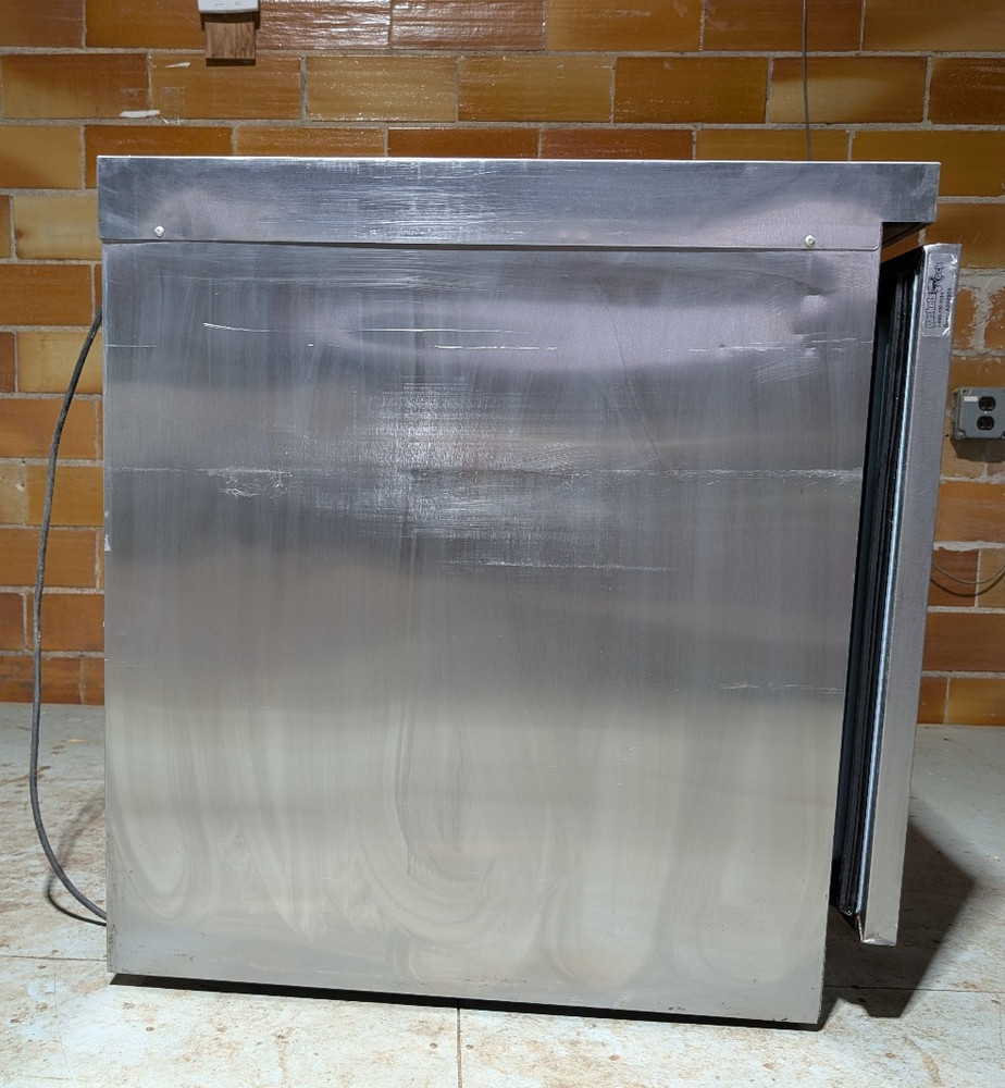 Delfield Unknown Model Undercounter Refrigerator One Section on Casters