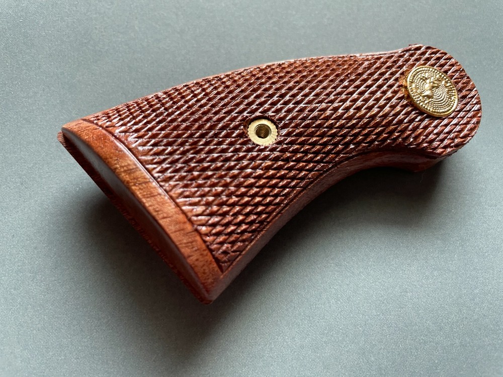 Handmade Classic Panel Grip for  COLT PYTHON  grips (Made BF 2020) Checker Wood