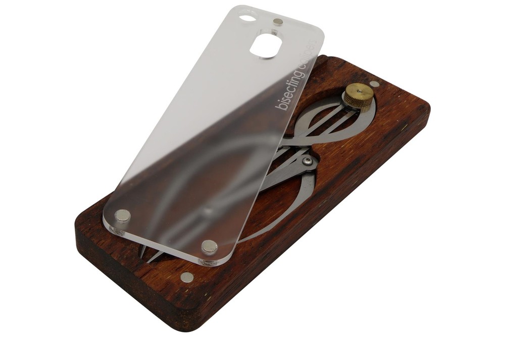 Bisecting Calipers for Center Locating Luthier Tool - Wooden Case