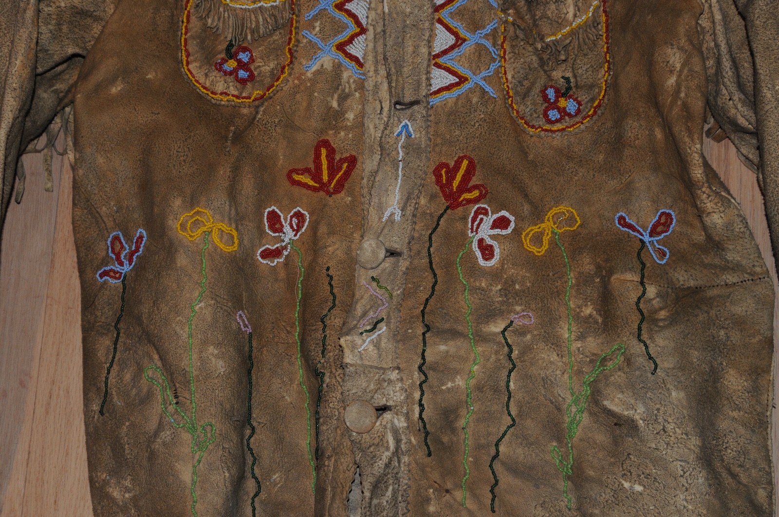 Early Vintage Native American Deer Skin Buck Skin Beaded Shirt and Pants Old****