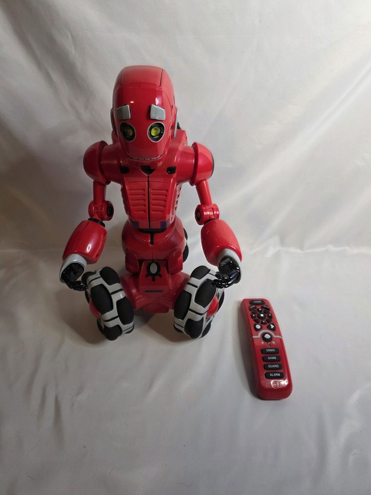 WowWee Tribot Talking Interactive Robot & Remote Control 15” Tested