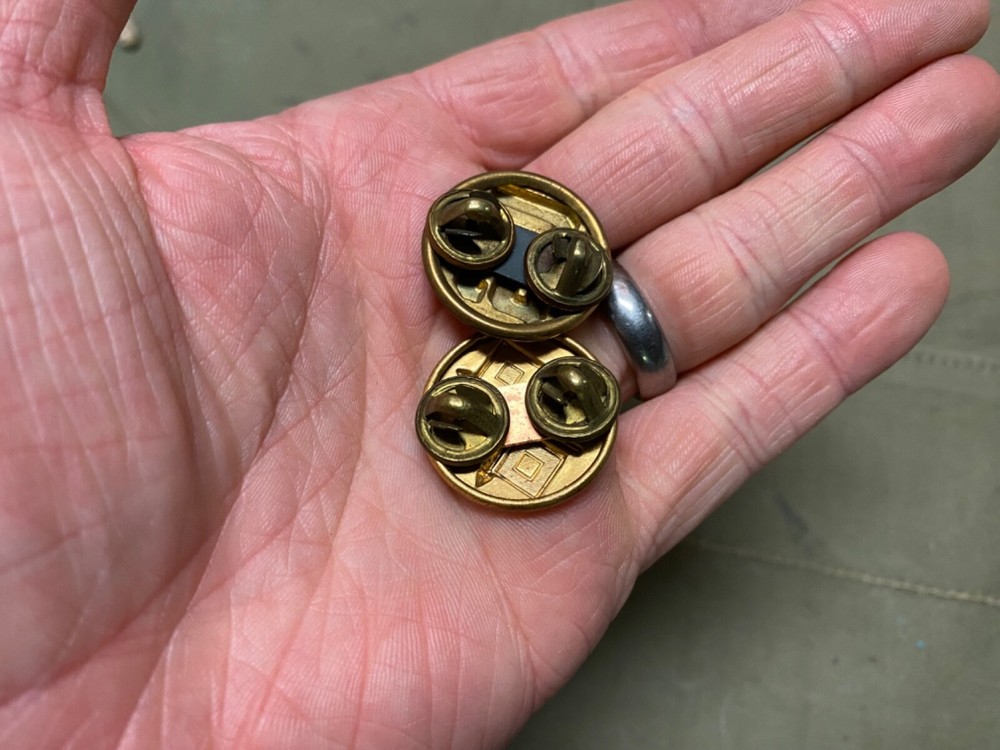 ORIGINAL EARLY WAR WWII US ARMY ENGINEER M1938 CLASS A JACKET COLLAR DISCS