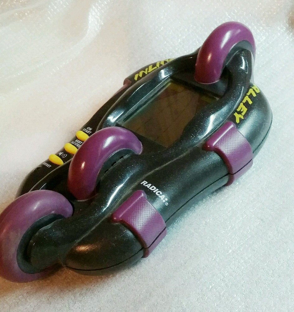 RADICA, INLINE ALLEY, Electronic Hand Held Roller Blading Game