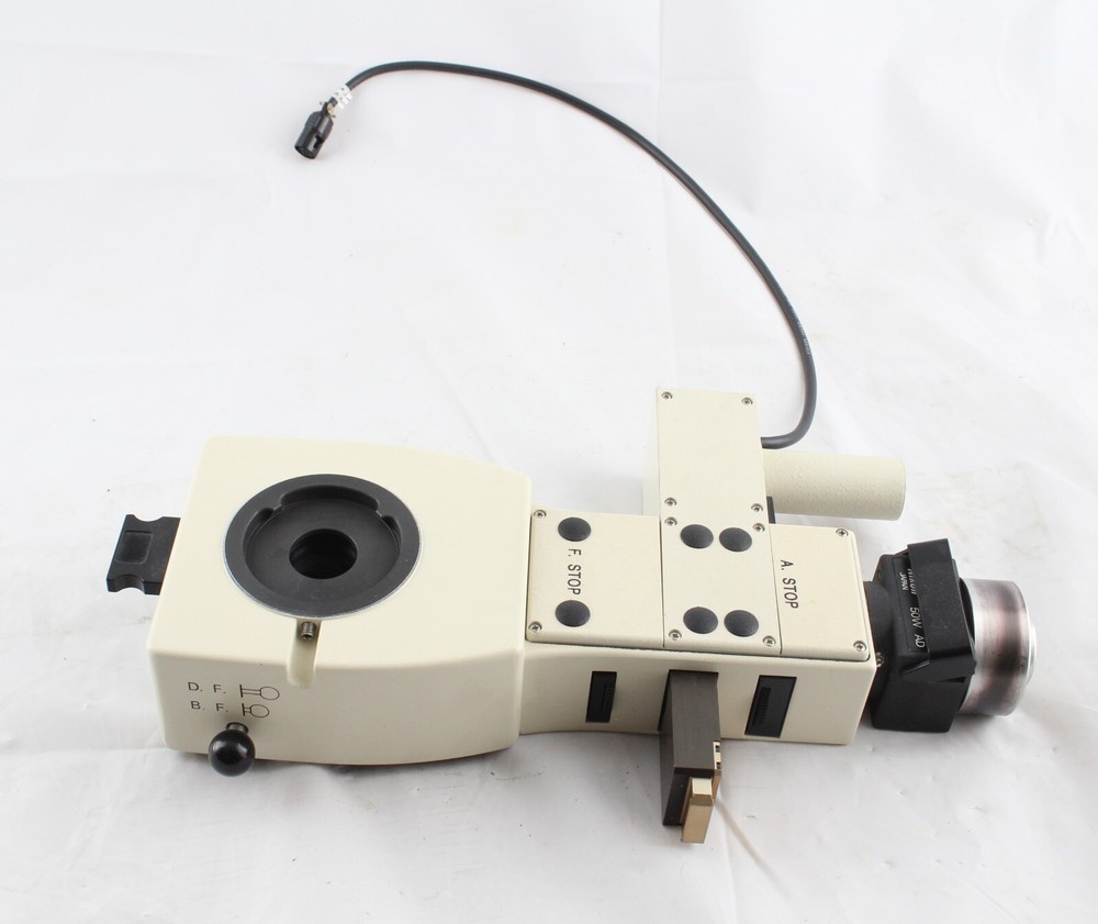 Nikon Universal Epi Illuminator for Optiphot 100 150 MM40 Microscope