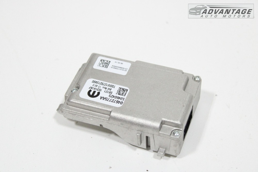 2017-2020 CHRYSLER PACIFICA FRONT WINDSHIELD LANE DEPARTURE CAMERA MODULE OEM