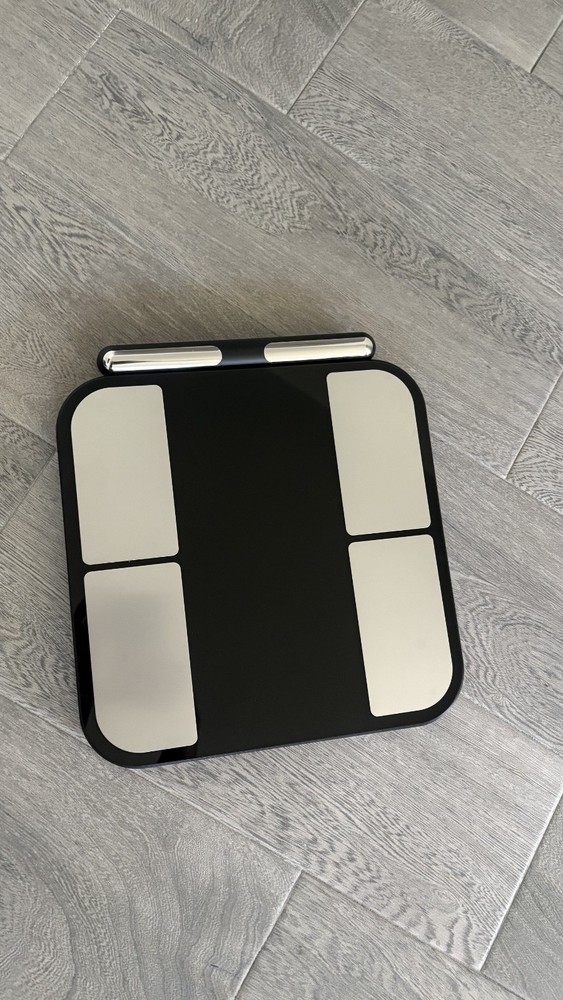 Smart Scale for body Weight: 8-Electrode Digital Scale