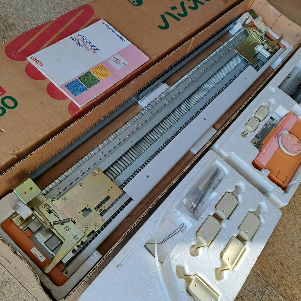 Silver Reed SR150 9mm Ribber Knitting Machine Ribbing Attachment Serviced