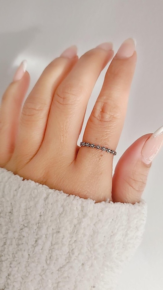 Minimalist Dainty Little Flowers Stackable Ring - Sterling Silver Women's Ring