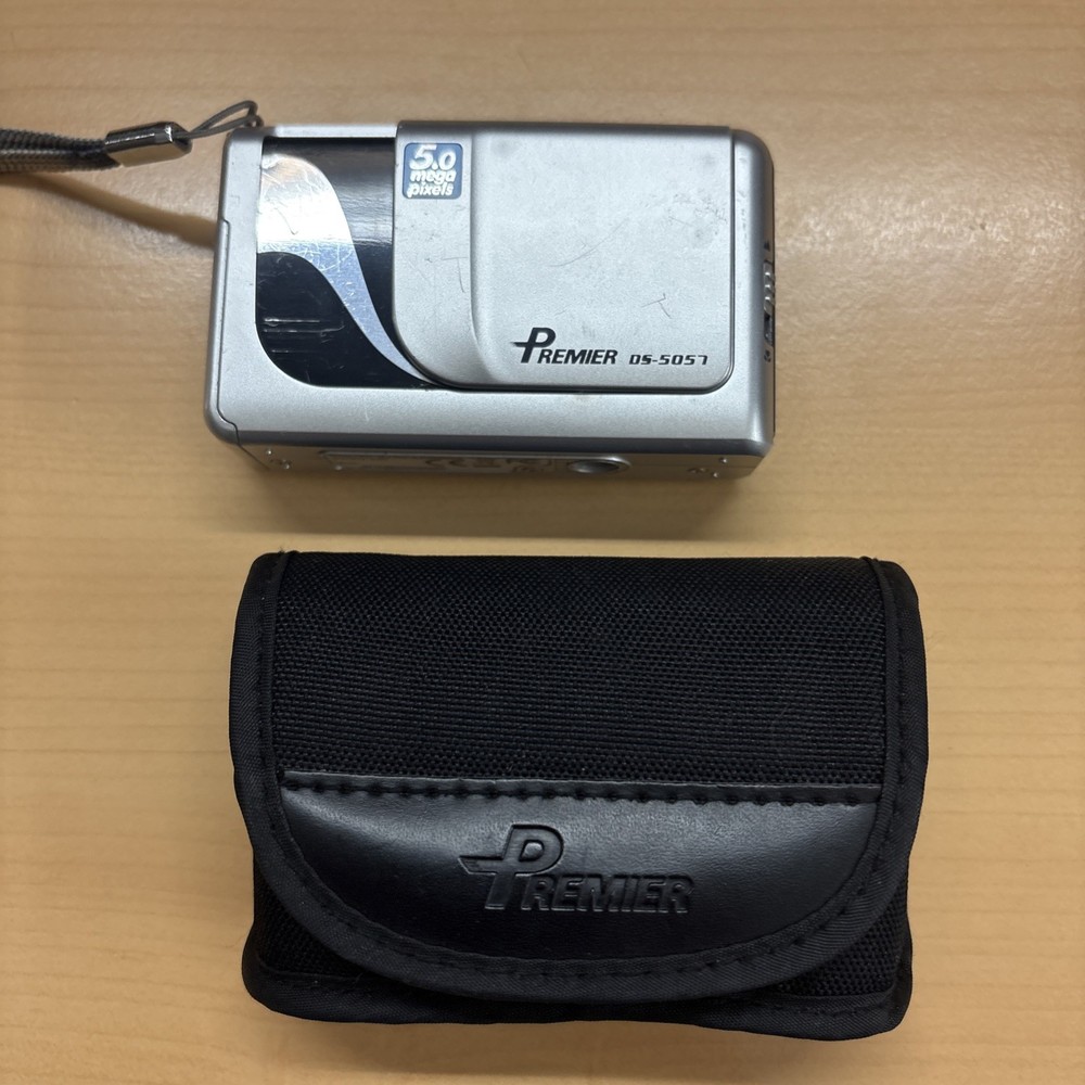Premier DS-5057 5.0MP Compact Digital Camera Silver AA Batteries