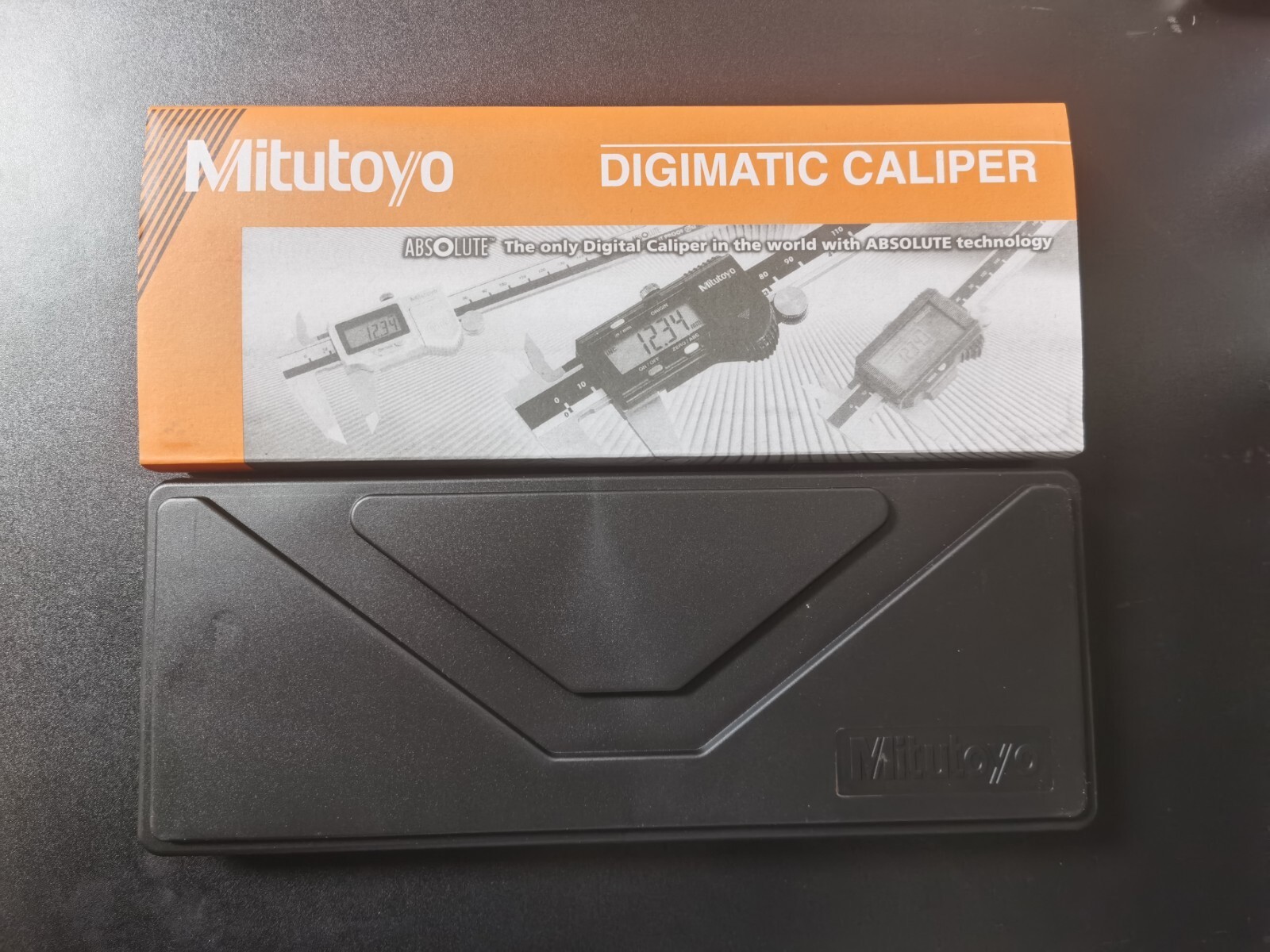 Japan Mitutoyo 500-197-30 200mm/8" Absolute Digital Digimatic Vernier Caliper