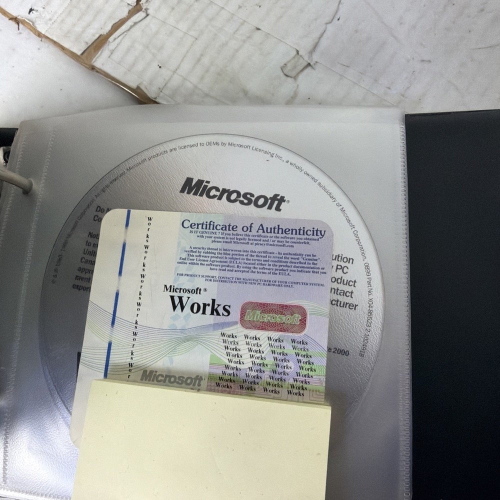 Microsoft Works Suite 2000 - Complete 7 Disc PC CD-ROM & Gateway Library Set