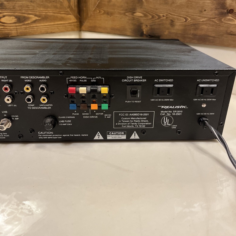 Realistic Satellite Receiver SR 2010