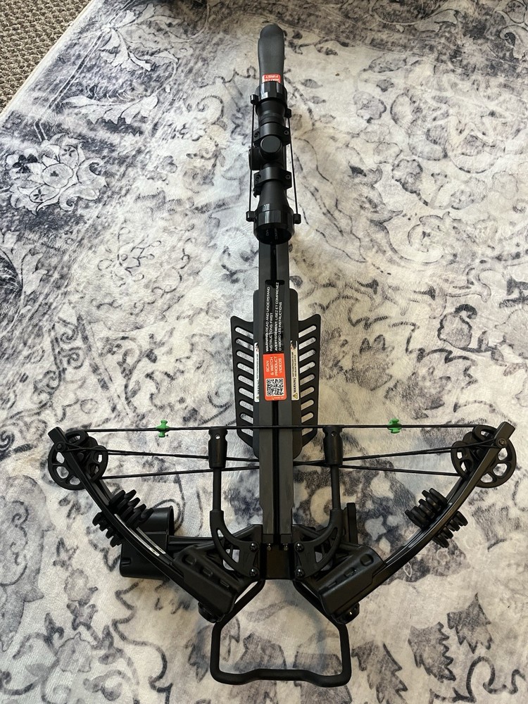 Basic instinct Bone Collector 405 Crossbow.