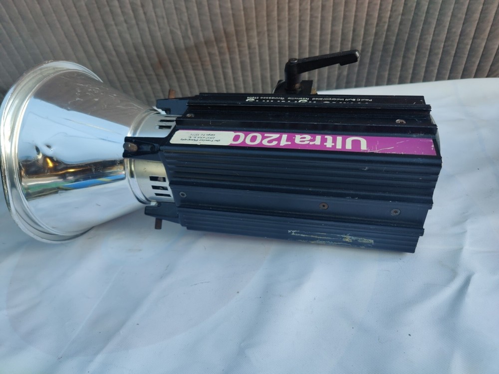 Paul C Buff!White Lightning Ultra 1200