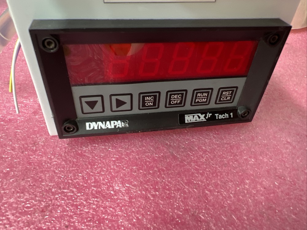 Dynaper Tachometer MTJR1D00