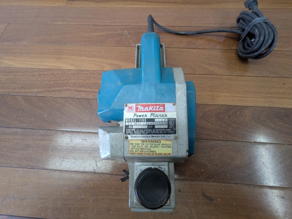 Makita model 1100 handheld power planer